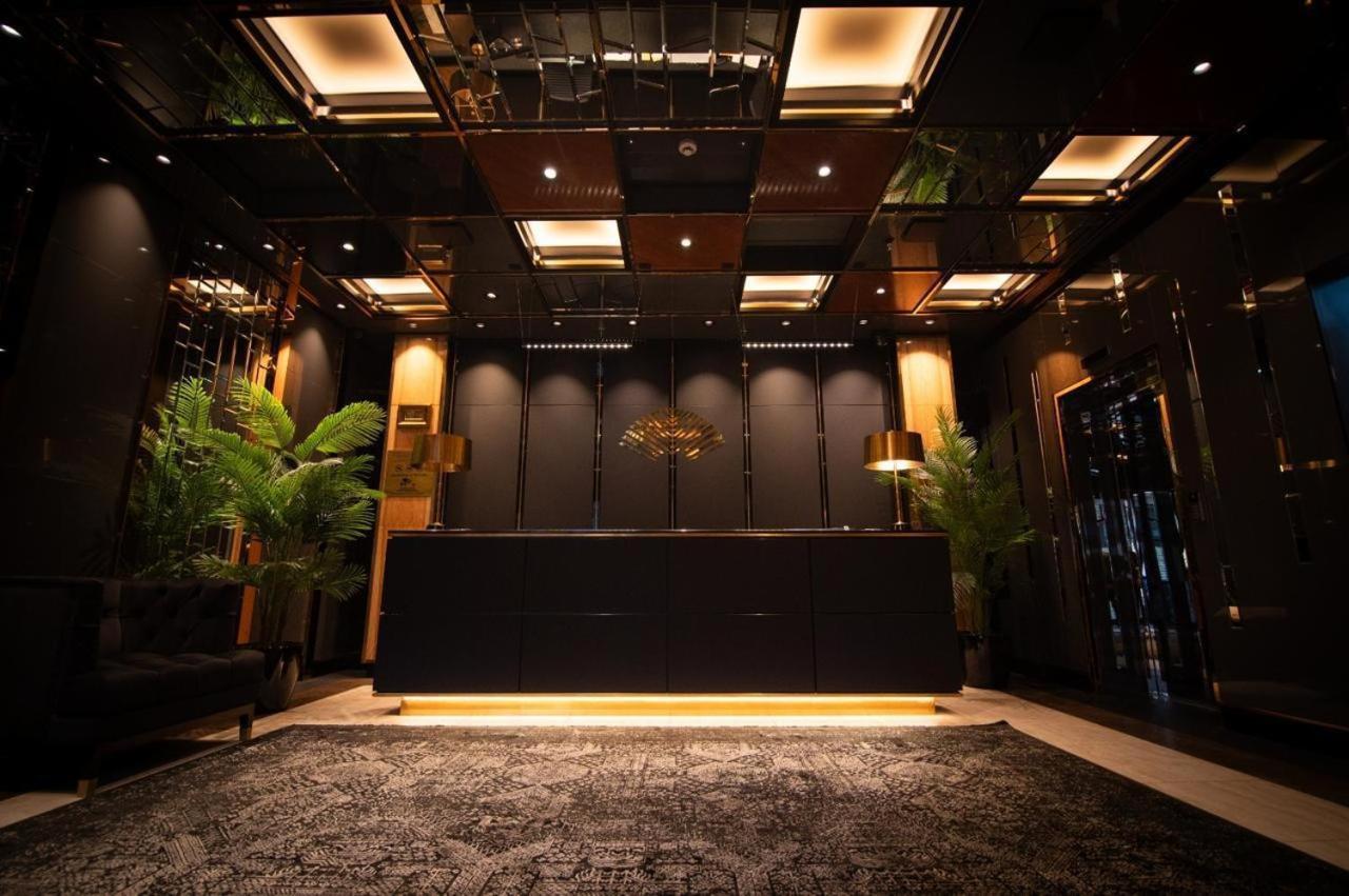 巴统 Mandarin Club House酒店 外观 照片