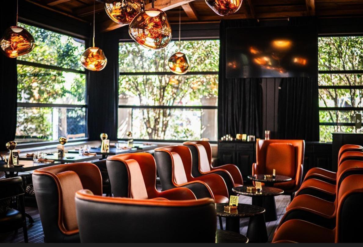 巴统 Mandarin Club House酒店 外观 照片